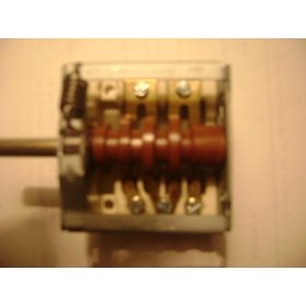   Villanytűzhely nagykonyhai kapcsoló csavaros 7 állású 4927215000 16 A EGO vagy 4 állású 4942015000  (rendelésnél kérem jelölni, hogy 4 vagy 7 állásút kéri)